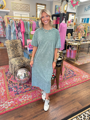 Cozy Dreams Midi Dress - Sage