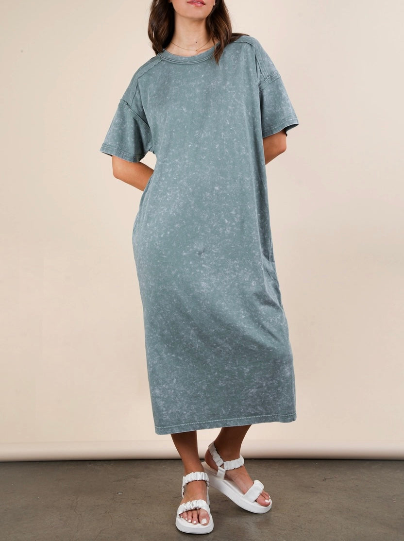 RISEN HIGH RISE CROP WIDE LEG FRAY HEM JEANS