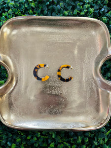 Gold Center Tortoise Hoop Earrings