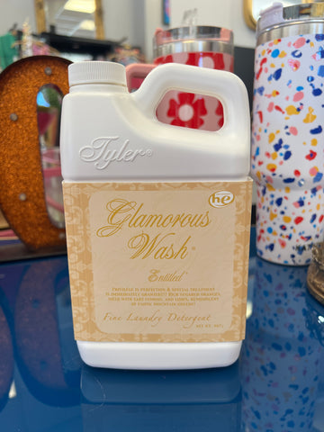 Tyler Candle Glamorous Wash - Entitled (32oz/907g)