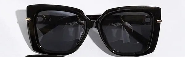 Cat Eye Frame Rhinestone Deco Leg Sunglasses