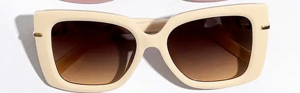 Cat Eye Frame Rhinestone Deco Leg Sunglasses